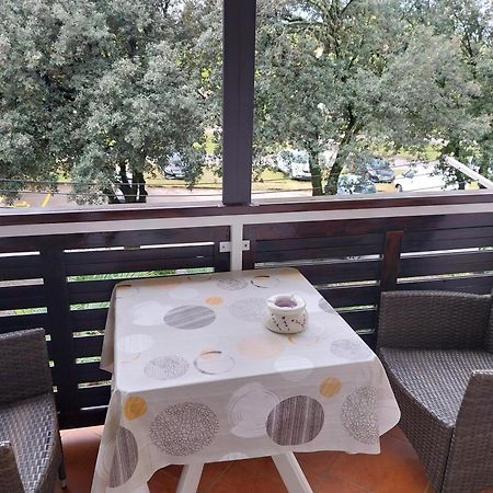 Apartment Zovko Πόρετς Εξωτερικό φωτογραφία